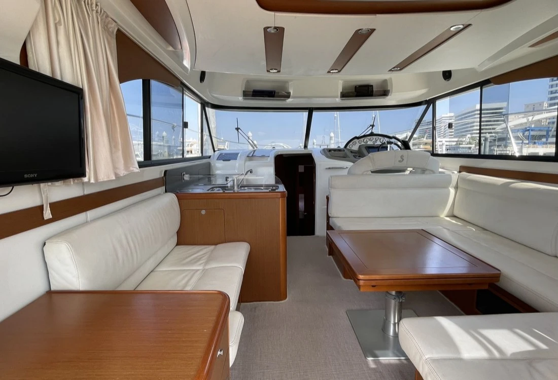 Beneteau Antares 42
