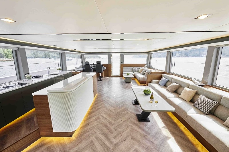 Oceanwalker S60 Holiday Club Lounge