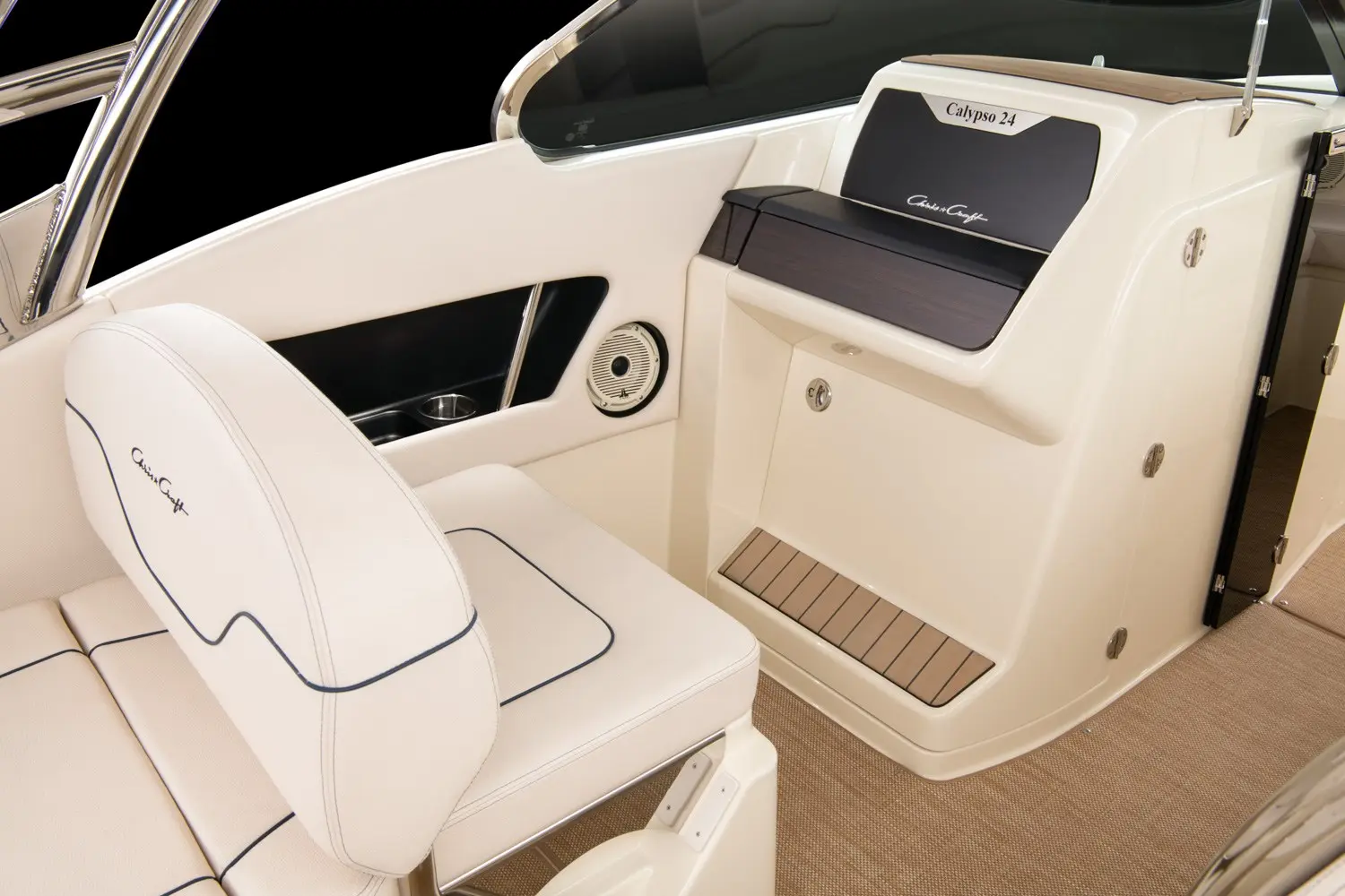 Chris Craft Calypso 24 center Seats