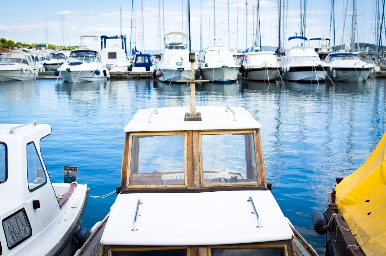 The boat is docked at the pier