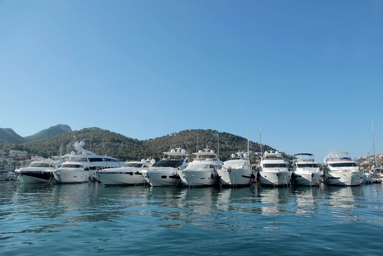 The yacht is parked on the water
